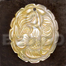 Oval mop intricate carving Carved Pendants