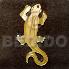 lizard carving MOP 45mm - Carved Pendants