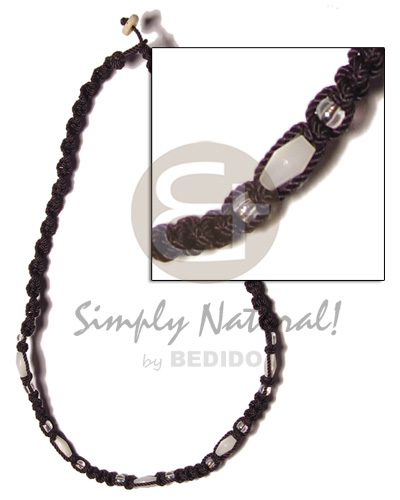 troca beads in black macrame - Choker Necklace