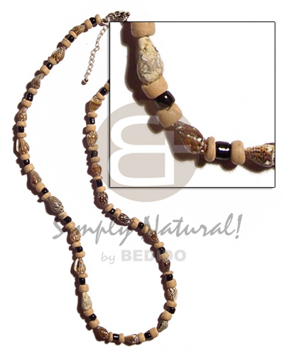 nassa tiger  4-5mm nat. white coco Pokalet. & black glass beads combination - Choker Necklace