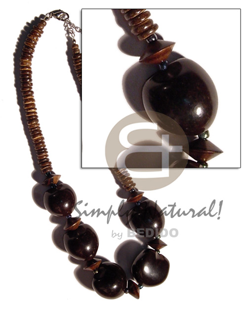 7-8mm coco Pokalet. nat. brown   black kukui nuts & wood beads - Coco Necklace