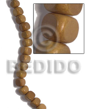 17mmx20mmx15mm nangka triangle Dice & Sided Wood Beads