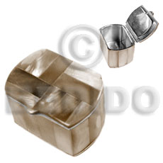 stainless metal casing  inlaid golden tan hammershell/ w=3cm l= 4.3cm h= 2.8cm - Gifts & Home Table Decor Set