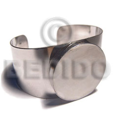 haute hippie 38mmx23mm metal cuff bangle  40mm round laminated capiz shell - Inlaid Metal Bangles
