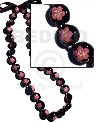 lei / black kukui seeds  handpainted pink flowers - 32 pcs/ 34 in.adjustable - Leis