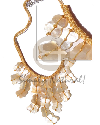 Golden macramie dangling hammershell-cleopatra Macrame Necklace