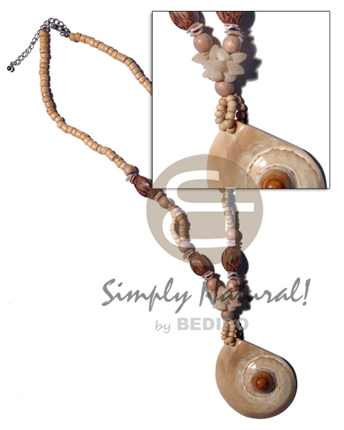 cone melo in 4-5mm coco pokalet nat.  buri & palmwood accent combination - Natural Earth Color Necklace