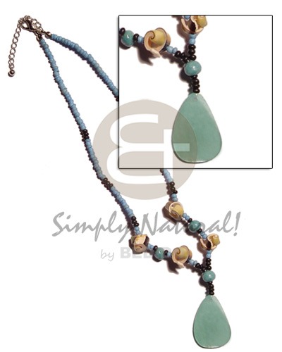 2-3mm coco pokalet blue Necklace with Pendant
