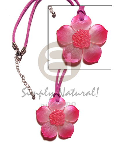graduated pink tones hammershell flower pendant in pink wax cord - Necklace with Pendant