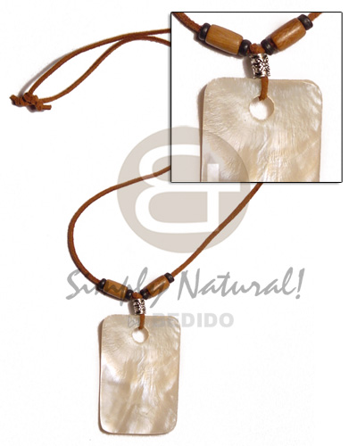 rectangular 40mmx35mm nat. hammershell pendant in leather thong  wood beads accent - Necklace with Pendant