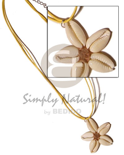 flower sigay  center cloth  on yellow double cord - Necklace with Pendant
