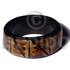 wood  bangle  laminated ypilypil plant  ht=1 1/4 in thickness=10mm inner diameter=65 mm - Resin Bangles