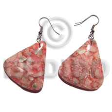 dangling triangular shape corals 40mmx35mm in clear resin / pink tones - Resin Earrings