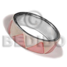 inlaid hammershell in stainless 10mm metal ring / pastel pink and nat. white combination - Rings
