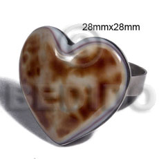 big accent haute hippie ring /adjustable metal / 28mmx28mm heart embossed and laminated cowrie tiger shell - Rings