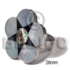 big accent haute hippie 28mm flower / adjustable metal ring/ laminated hammershell / paua combination - Rings