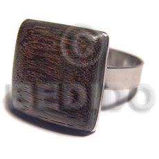 big accent haute hippie  square 20mm / adjustable metal ring/ polished embossed robles wood - Rings