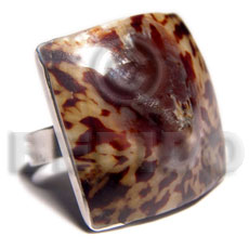 big accent haute hippie square 26mmx26mm / adjustable metal ring/  polished limpet shell /set for bfj539bl - Rings