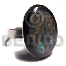 big accent haute hippie oval 20mmx25mm / adjustable metal ring/  laminated paua shell  black resin edges - Rings