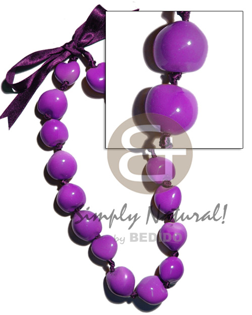 painted graduated kukui nuts  / bright lavender ( 16 pcs. ) / adjustable ribbon - Seeds Necklace