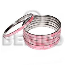 laminated inlaid pink hammershell in 5mm stainless metal / 65mm in diameter - Shell Bangles