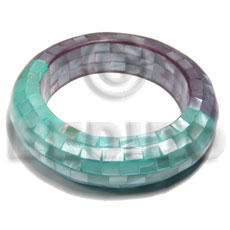 chunky bangle combination of violet and light green hammershell blocking /back to back  shell / ht= 20mm inner diameter = 65mm thickness 17mm - Shell Bangles