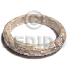 natural  whitekabibe shell blocking round bangle thickness 10mm / ht 15mm / inner diameter 65mm - Shell Bangles