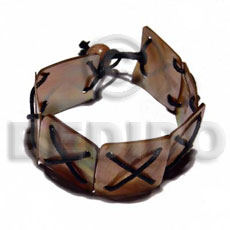 7 pcs. 20mmx20mm brownlip squares Shell Bracelets