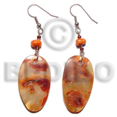 dangling 21x27mm oval  orange dyed hammershell  coral & beads accent - Shell Earrings