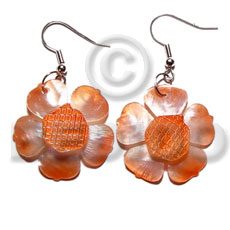 dangling graduated orange 30mm hammershell  flower  grooved nectar - Shell Earrings