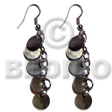 dangling 5 pcs. 10mm round blacklip shells - Shell Earrings