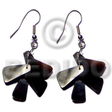 Dangling blacktab shells Shell Earrings