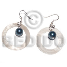 dangling  round kabibe shell rings  pearl beads accent - Shell Earrings