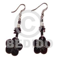 dangling 15mm scallop blacktab   cystal nuggets & troca - Shell Earrings