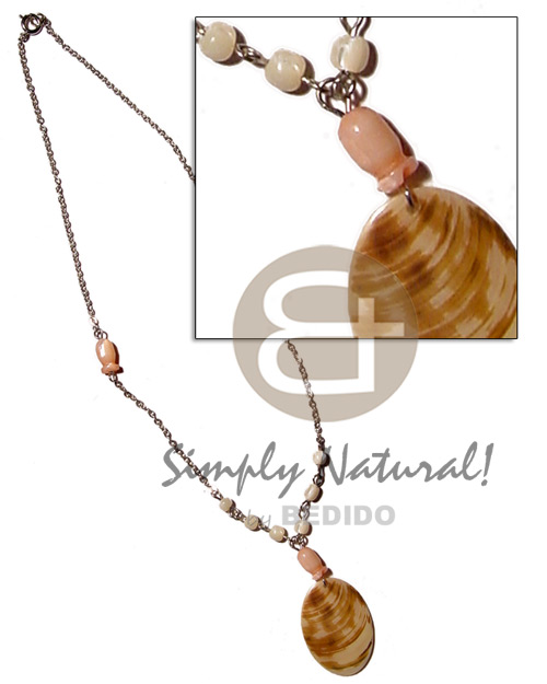 40mm melo shell pendant  skin in metal chain & shell beads accent - Shell Necklace