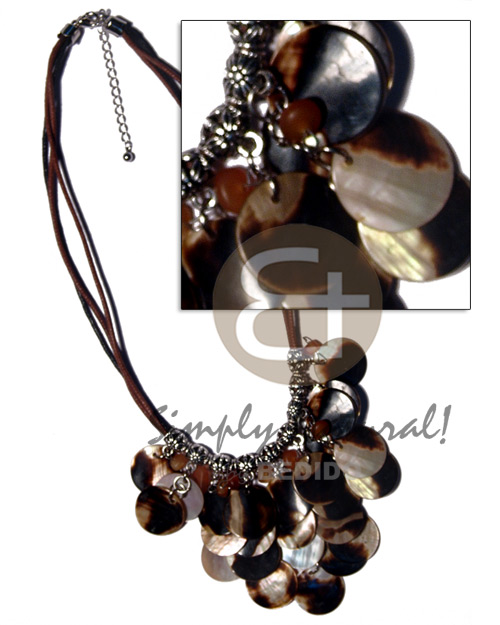 Cleopatra- dangling 18mm 25pcs. Shell Necklace