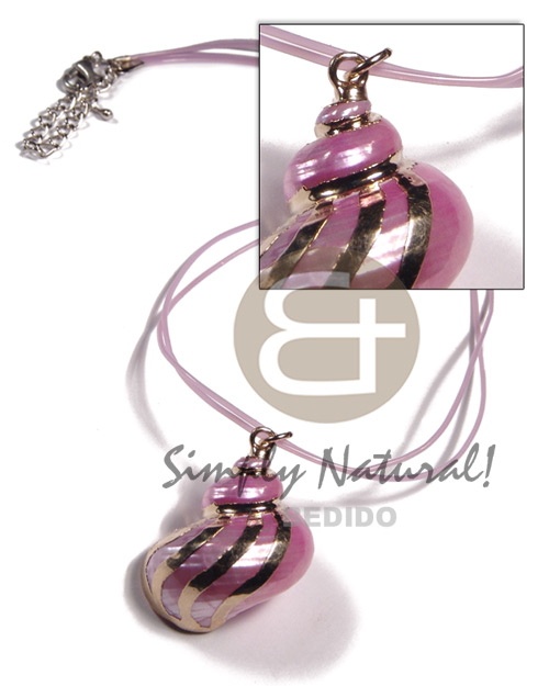 2 rows lilac jelly cord  pink turbo shell pendant (approx.  35mm - varying natural sizes ) molten gold metal series /  attached jump rings / electroplated / 19-049 - Shell Necklace
