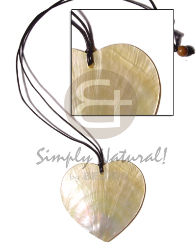 Cord 50mm heart mop Shell Necklace