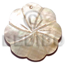 Mop gumamela scallop 40mm Shell Pendant