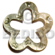scallop ring blacklip  design 45mm - Shell Pendant