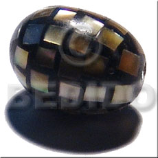 25mmx20mm egg brownlip blocking in laminated  resin - Shell Pendant