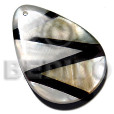 60mmx45mm / 7mm thickness /teardrop / kabibe  MOP combination in black resin backing laminated in clear resin - Shell Pendant