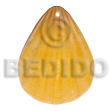 hand made Piktin clam dyed in yellow Shell Pendants