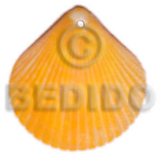 piktin clam dyed in golden yellow - Shell Pendants