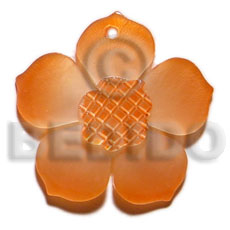graduated orange 30mm hammershell flower  grooved nectar - Shell Pendants