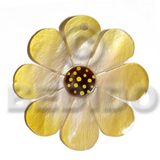 40mm  graduated golden yellow hammershell flower  dotted skin nectar - Shell Pendants