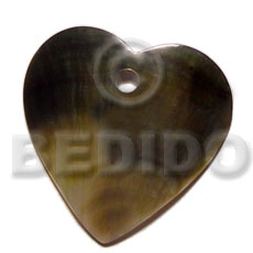 30mm heart blacklip Shell Pendants
