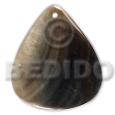 40mmx34mm blacklip rounded teardrop Shell Pendants