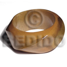 twisted nat. woodchunky bangle / mustard tone / grained,sanded,stained and coated   clear high gloss protective finish nat. wood bangle / wood tones  ht= 35mm / inner diameter= 65mm  /  15mm thickness - Stained Bangles