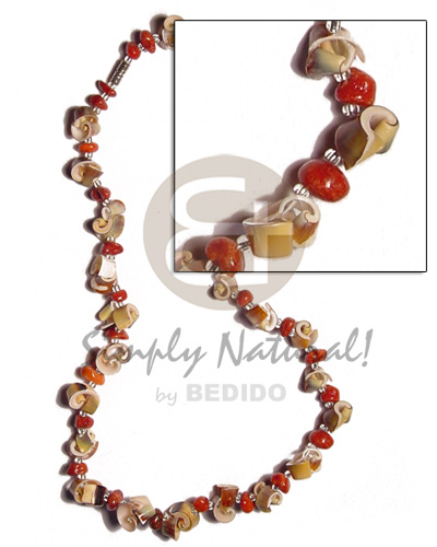 green everlasting luhuanus  red corals & glass beads combination - Surfer Necklace